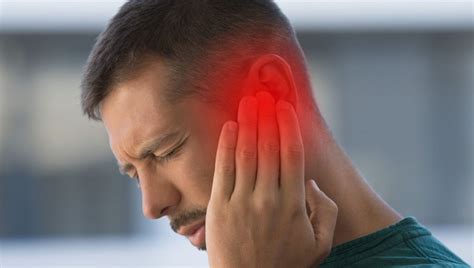 yemek yerken kulak ağrısı neden olur
